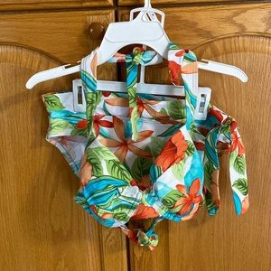 Tommy Bahama brand bikini. Top size 34D bottom size small.